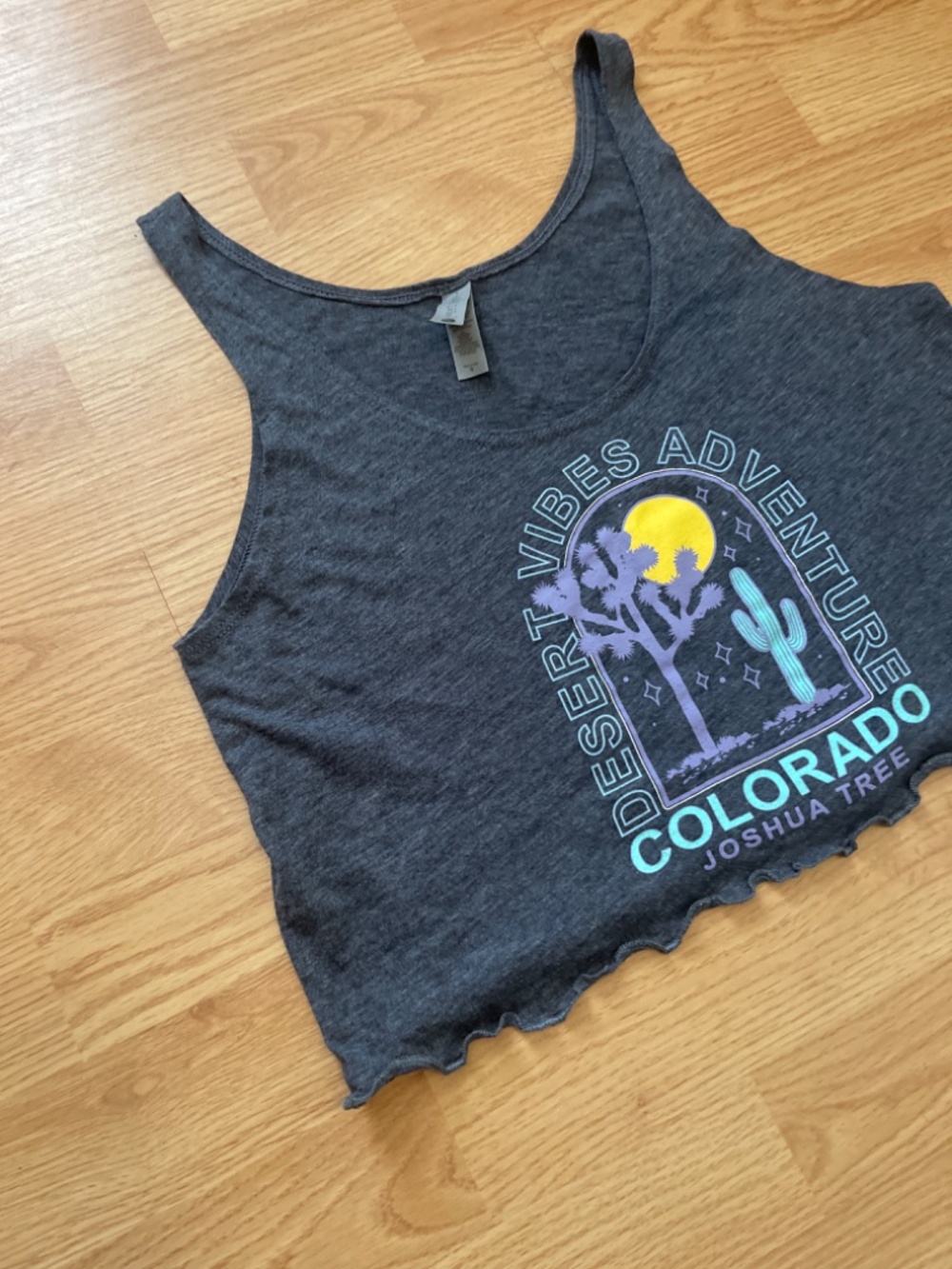 Next Level Apparel Colorado Gray Cropped Boho Tank Size Small - Picture 3 of 7